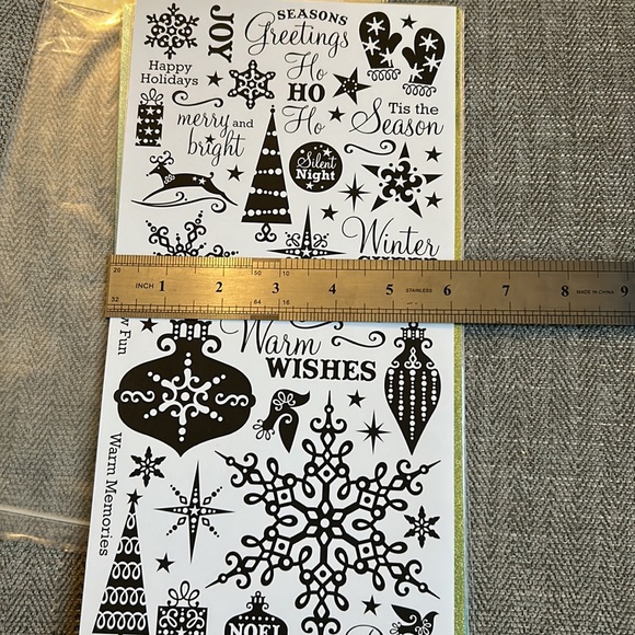 Glitter rub on Winter Cheer - Picture 7 of 8